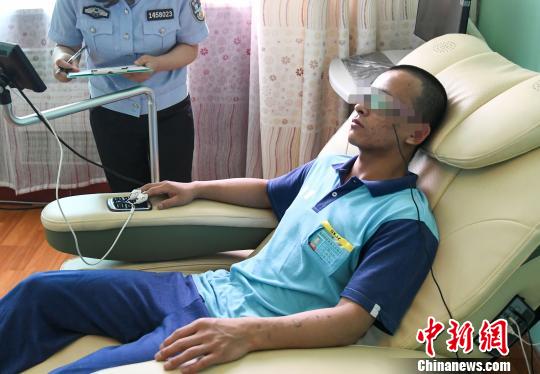 山西省戒毒管理局下屬共有13個(gè)戒毒場(chǎng)所和一個(gè)涉毒病殘所(山西省戒毒康復(fù)醫(yī)院)籌建處，其中省屬戒毒所9個(gè)，市屬戒毒所4個(gè)?！⊥踅ㄜ?攝