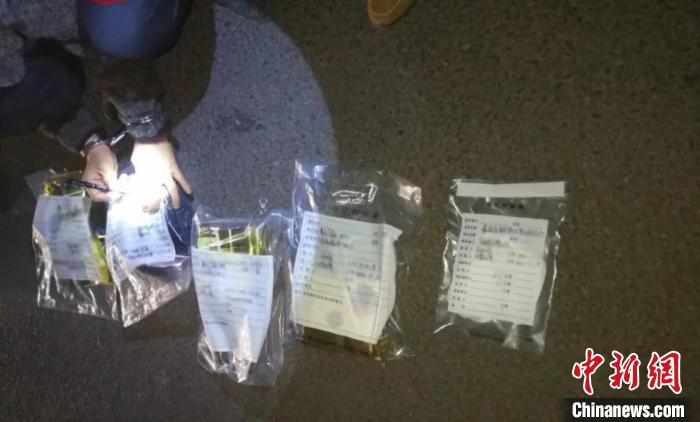 圖為云南警方查獲的毒品?！≡颇鲜」矎d供圖 攝