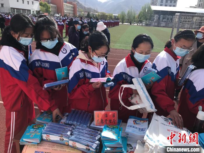 圖為西藏自治區(qū)應急管理廳在學校開展安全生產(chǎn)宣傳(資料圖)。西藏自治區(qū)應急管理廳 供圖